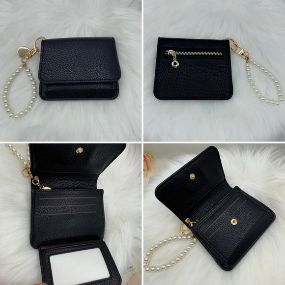 The Woman’s Awesome Wallet & Jewelry Bundle B - Picture 2 of 11